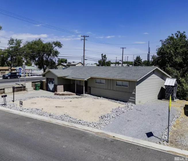 20 Comstock Dr, Fernley, Nevada 89408, 3 Bedrooms Bedrooms, ,1 BathroomBathrooms,Residential,For Sale,Comstock Dr,240007760