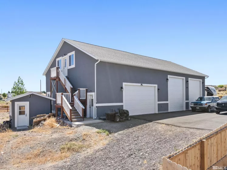 3320 Drayer Ln, Fernley, Nevada 89408, 5 Bedrooms Bedrooms, ,3 BathroomsBathrooms,Residential,For Sale,Drayer Ln,240007740