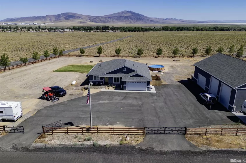 3320 Drayer Ln, Fernley, Nevada 89408, 5 Bedrooms Bedrooms, ,3 BathroomsBathrooms,Residential,For Sale,Drayer Ln,240007740