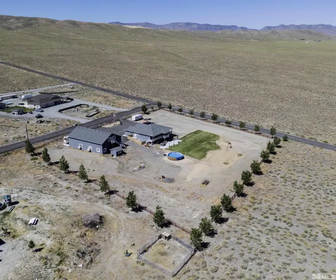 3320 Drayer Ln, Fernley, Nevada 89408, 5 Bedrooms Bedrooms, ,3 BathroomsBathrooms,Residential,For Sale,Drayer Ln,240007740