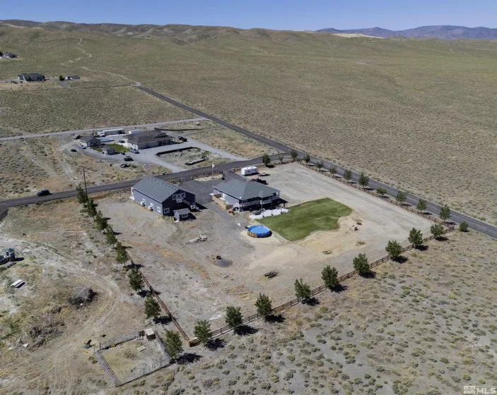 3320 Drayer Ln, Fernley, Nevada 89408, 5 Bedrooms Bedrooms, ,3 BathroomsBathrooms,Residential,For Sale,Drayer Ln,240007740