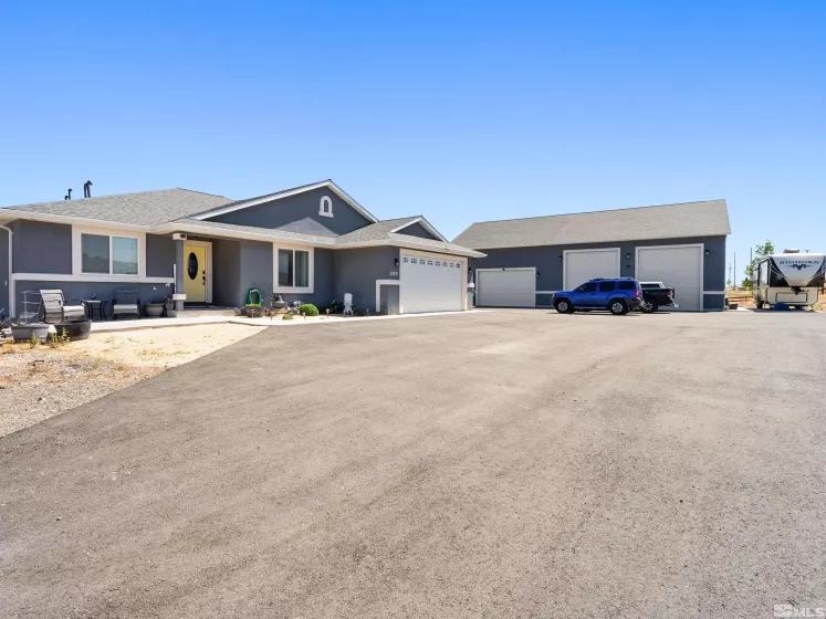 3320 Drayer Ln, Fernley, Nevada 89408, 5 Bedrooms Bedrooms, ,3 BathroomsBathrooms,Residential,For Sale,Drayer Ln,240007740