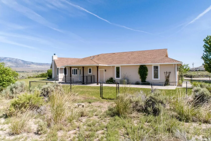 2860 Heybourne, Minden, Nevada 89423, 4 Bedrooms Bedrooms, ,3 BathroomsBathrooms,Residential,For Sale,Heybourne,240007613