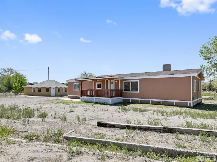 1045 Fremont St, Fernley, Nevada 89408, 3 Bedrooms Bedrooms, ,3 BathroomsBathrooms,Residential,For Sale,Fremont St,240004988