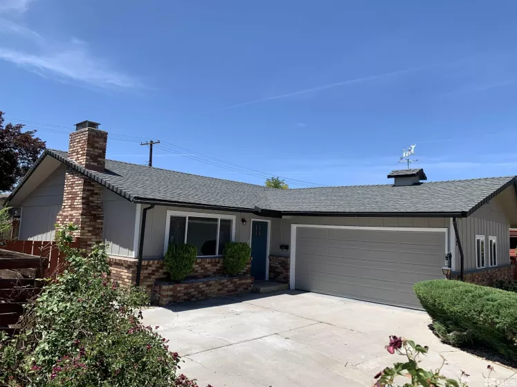 1642 Stewart St, Reno, Nevada 89502, 2 Bedrooms Bedrooms, ,1 BathroomBathrooms,Residential,For Sale,Stewart St,240007664