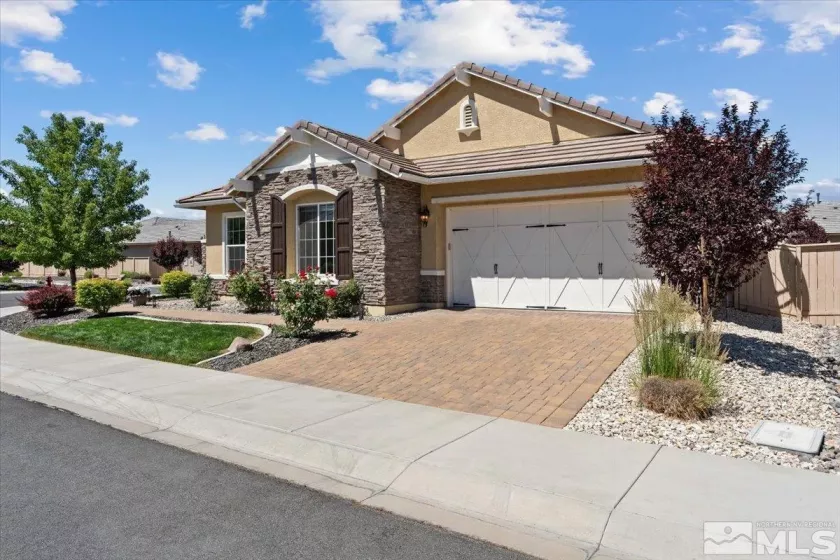 9895 SHADOWLESS, Reno, Nevada 89521, 2 Bedrooms Bedrooms, ,2 BathroomsBathrooms,Residential,For Sale,SHADOWLESS,240007463