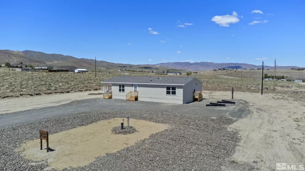 7570 Remington Rd, Silver Springs, Nevada 89429, 3 Bedrooms Bedrooms, ,2 BathroomsBathrooms,Residential,For Sale,Remington Rd,240008123