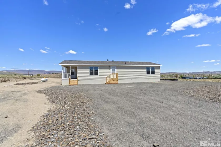 7570 Remington Rd, Silver Springs, Nevada 89429, 3 Bedrooms Bedrooms, ,2 BathroomsBathrooms,Residential,For Sale,Remington Rd,240008123