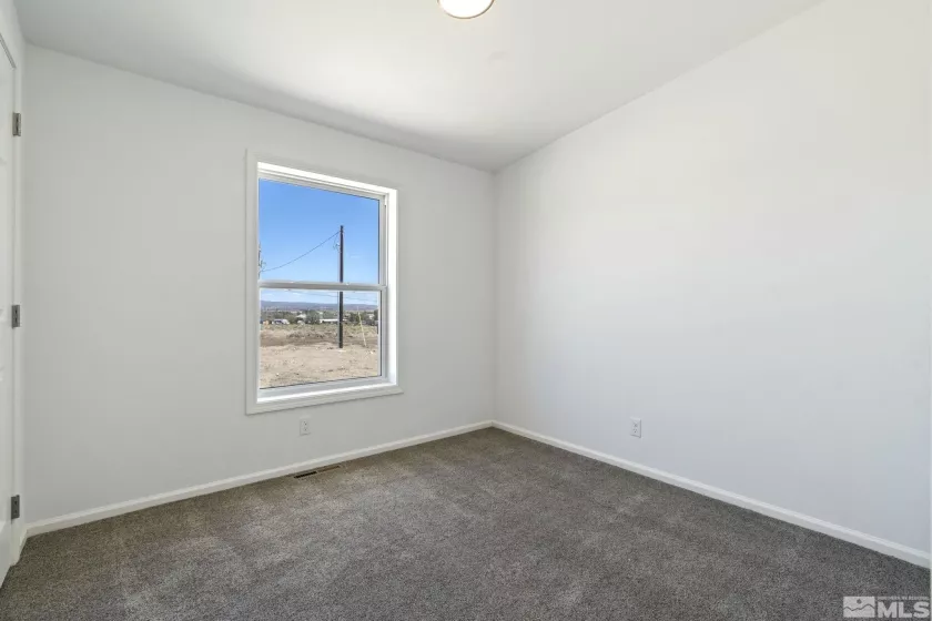 7570 Remington Rd, Silver Springs, Nevada 89429, 3 Bedrooms Bedrooms, ,2 BathroomsBathrooms,Residential,For Sale,Remington Rd,240008123