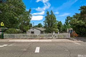 1760 Grandview Ave, Reno, Nevada 89503, 3 Bedrooms Bedrooms, ,1 BathroomBathrooms,Residential,For Sale,Grandview Ave,240008129