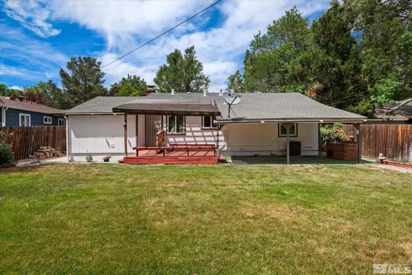 1760 Grandview Ave, Reno, Nevada 89503, 3 Bedrooms Bedrooms, ,1 BathroomBathrooms,Residential,For Sale,Grandview Ave,240008129