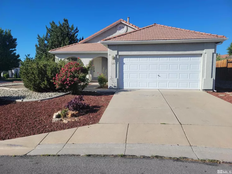 Sparks, Nevada 89436, 3 Bedrooms Bedrooms, ,2 BathroomsBathrooms,Residential,For Sale,240008195