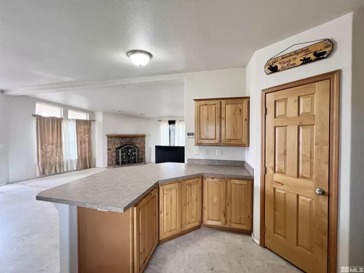 390 Lemaire Rd., Battle Mountain, Nevada 89820, 3 Bedrooms Bedrooms, ,2 BathroomsBathrooms,Residential,For Sale,Lemaire Rd.,240008211