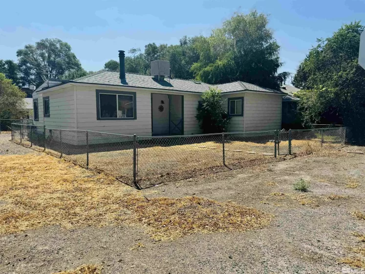 1590 Franklin Ave, Lovelock, Nevada 89419, 2 Bedrooms Bedrooms, ,2 BathroomsBathrooms,Residential,For Sale,Franklin Ave,240008272