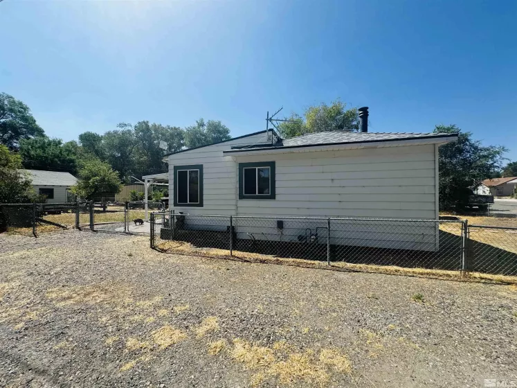 1590 Franklin Ave, Lovelock, Nevada 89419, 2 Bedrooms Bedrooms, ,2 BathroomsBathrooms,Residential,For Sale,Franklin Ave,240008272