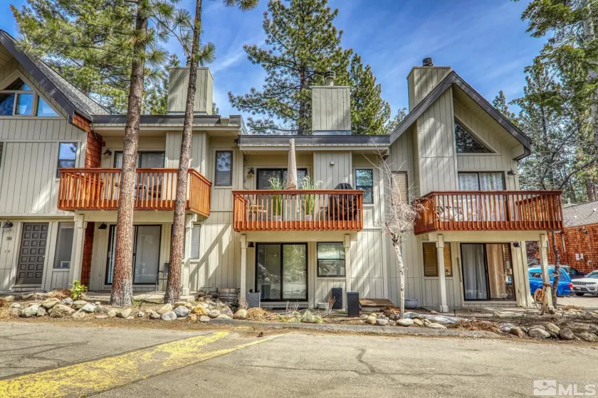 989 Tahoe Blvd, Incline Village, Nevada 89451, 3 Bedrooms Bedrooms, ,2 BathroomsBathrooms,Residential,For Sale,Tahoe Blvd,240003933