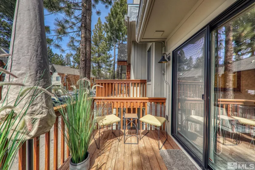 989 Tahoe Blvd, Incline Village, Nevada 89451, 3 Bedrooms Bedrooms, ,2 BathroomsBathrooms,Residential,For Sale,Tahoe Blvd,240003933