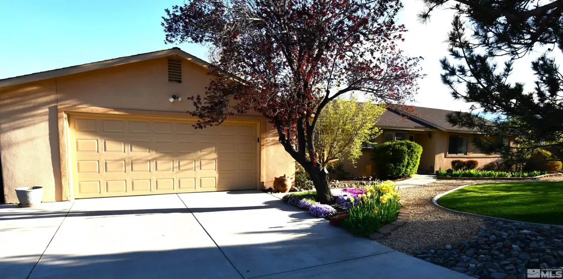 241 Heidi Circle, Carson City, Nevada 89701, 3 Bedrooms Bedrooms, ,2 BathroomsBathrooms,Residential,For Sale,Heidi Circle,240008295