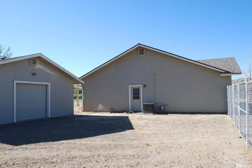 1015 Jennys Ln, Fernley, Nevada 89408, 4 Bedrooms Bedrooms, ,2 BathroomsBathrooms,Residential,For Sale,Jennys Ln,240008437