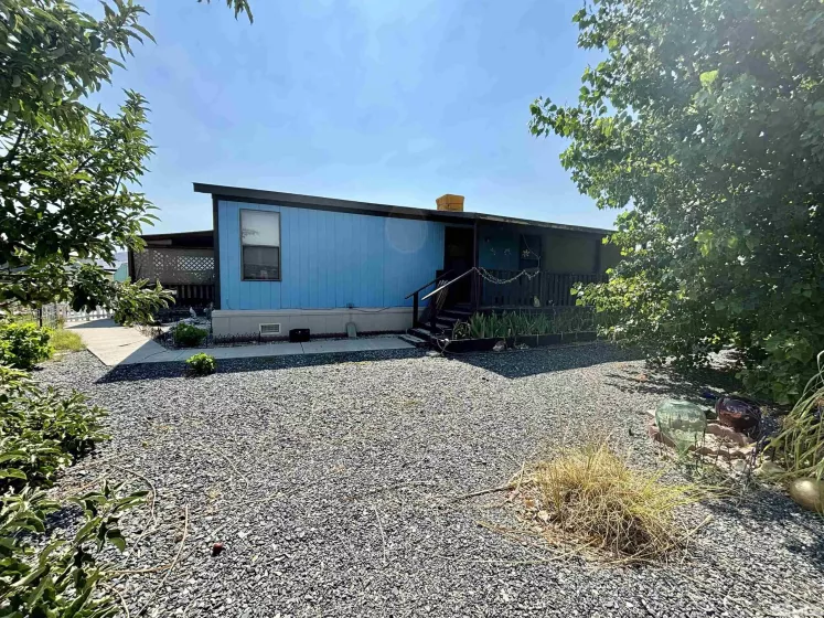 660 S Meridian Rd, Lovelock, Nevada 89419, 2 Bedrooms Bedrooms, ,2 BathroomsBathrooms,Residential,For Sale,S Meridian Rd,240009095