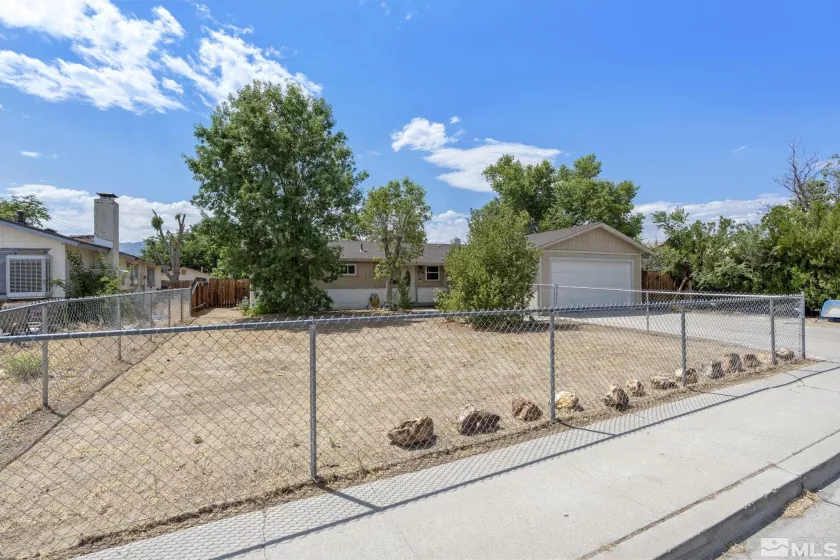 3736 Woodside Dr, Carson City, Nevada 89701, 3 Bedrooms Bedrooms, ,2 BathroomsBathrooms,Residential,For Sale,Woodside Dr,240009425