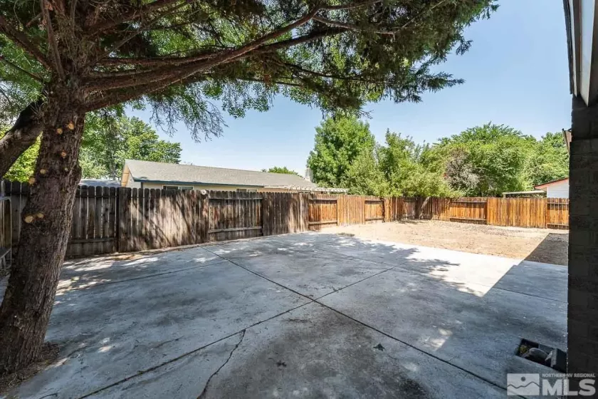 2857 Jake St, Reno, Nevada 89502, 3 Bedrooms Bedrooms, ,2 BathroomsBathrooms,Residential,For Sale,Jake St,240009471