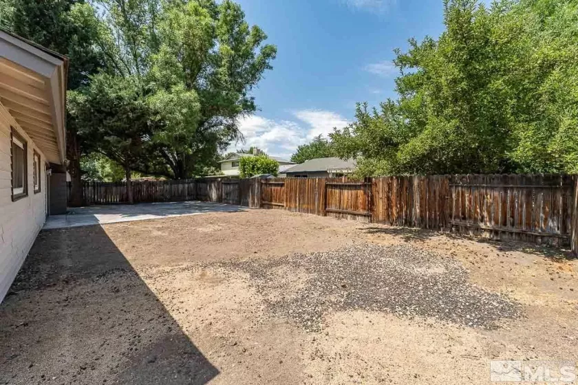 2857 Jake St, Reno, Nevada 89502, 3 Bedrooms Bedrooms, ,2 BathroomsBathrooms,Residential,For Sale,Jake St,240009471