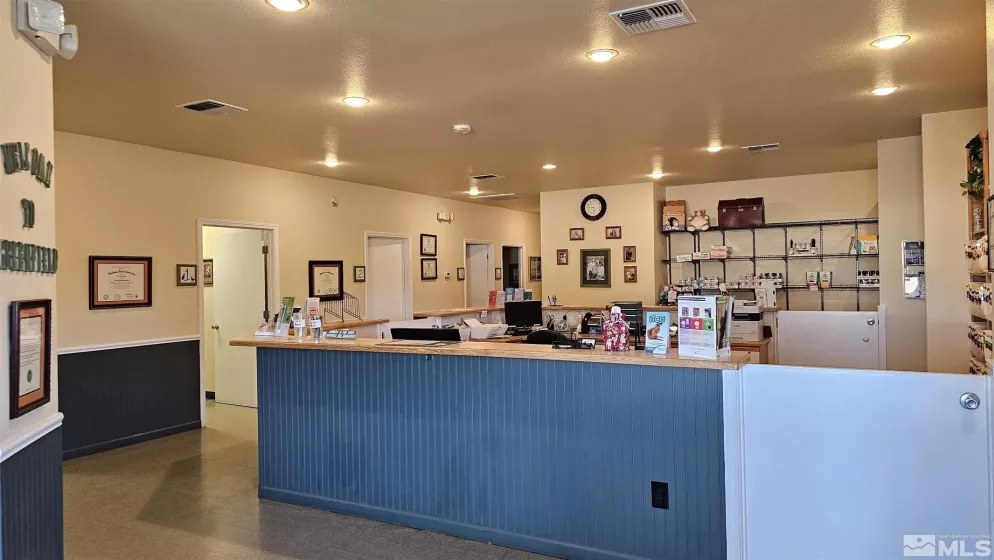 405 Main Street, Yerington, Nevada 89447, ,Commercial Sale,For Sale Or Lease Option,Main Street,230008494