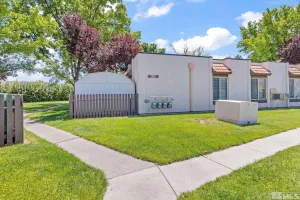 1031 Baywood, Sparks, Nevada 89434, 3 Bedrooms Bedrooms, ,1 BathroomBathrooms,Residential,For Sale,Baywood,240009575