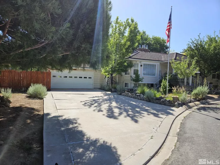 7 Circle Dr, Carson City, Nevada 89703, 3 Bedrooms Bedrooms, ,3 BathroomsBathrooms,Residential,For Sale,Circle Dr,240007169