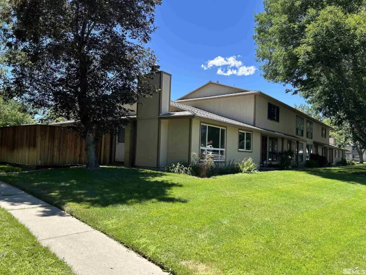 1120 Brooktree Dr #6, Reno, Nevada 89434, 2 Bedrooms Bedrooms, ,1 BathroomBathrooms,Residential,For Sale,Brooktree Dr #6,240009653