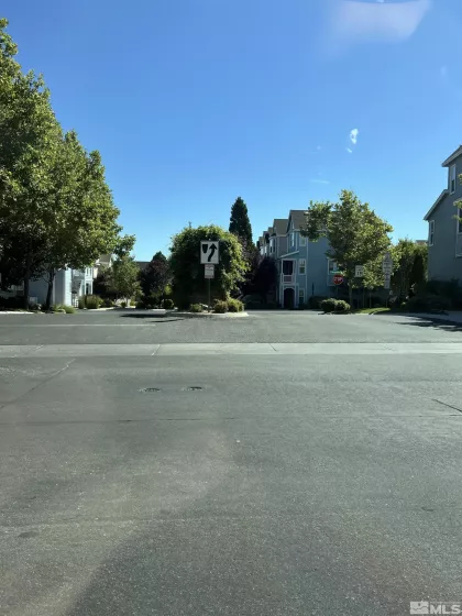 2180 Alamo Square Way, Reno, Nevada 89509, 3 Bedrooms Bedrooms, ,2 BathroomsBathrooms,Residential,For Sale,Alamo Square Way,240009652