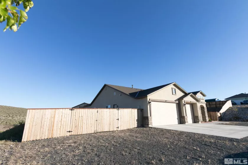 763 Seabiscuit Dr, Fernley, Nevada 89408, 4 Bedrooms Bedrooms, ,2 BathroomsBathrooms,Residential,For Sale,Seabiscuit Dr,240005711