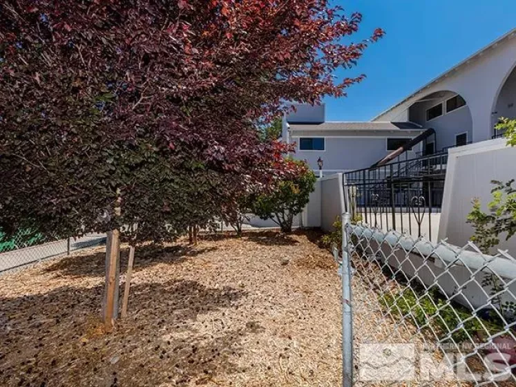 1528 Carlin, Reno, Nevada 89503, 2 Bedrooms Bedrooms, ,2 BathroomsBathrooms,Residential,For Sale,Carlin,240009755