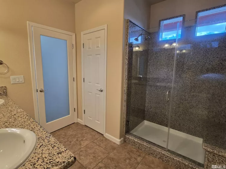 1006 Marble Hills Circle, Sparks, Nevada 89436, 3 Bedrooms Bedrooms, ,2 BathroomsBathrooms,Residential,For Sale,Marble Hills Circle,240009777