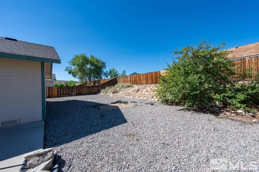 1416 Sally Ln, Gardnerville, Nevada 89460, 3 Bedrooms Bedrooms, ,2 BathroomsBathrooms,Residential,For Sale,Sally Ln,240009780