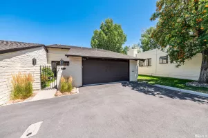 5060 Lakeridge Terrace East, Reno, Nevada 89509, 3 Bedrooms Bedrooms, ,2 BathroomsBathrooms,Residential,For Sale,Lakeridge Terrace East,240009791