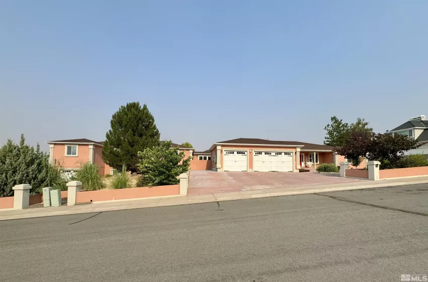 4135 Autumn Hills Dr., Winnemucca, Nevada 89445, 4 Bedrooms Bedrooms, ,4 BathroomsBathrooms,Residential,For Sale,Autumn Hills Dr.,240009867