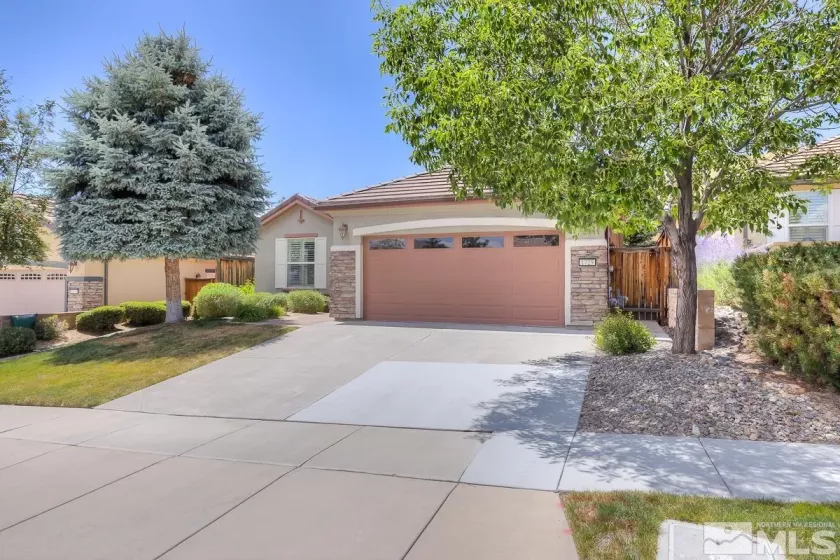 1725 Trailcreek Way, Reno, Nevada 89523, 2 Bedrooms Bedrooms, ,2 BathroomsBathrooms,Residential,For Sale,Trailcreek Way,240009819