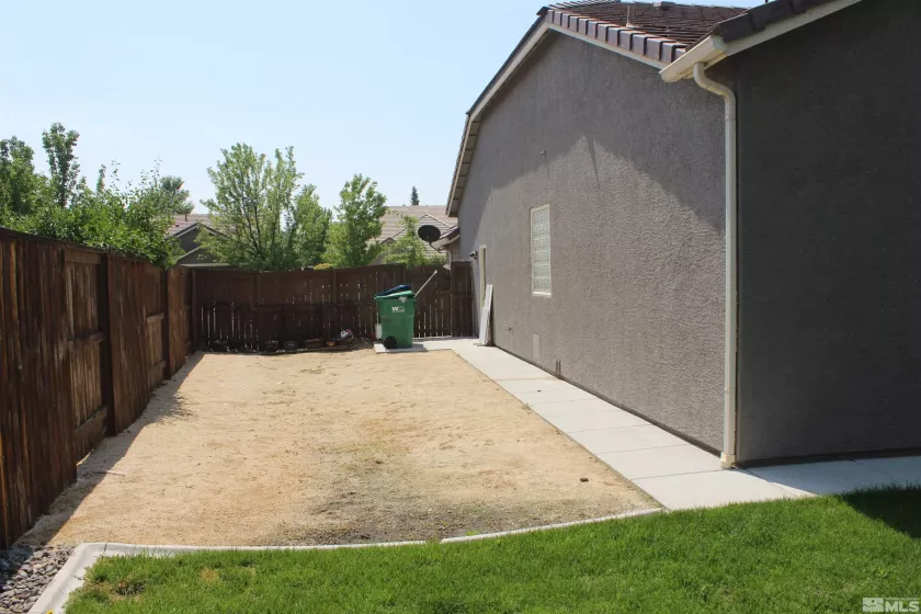 5027 Hallgarten Drive, Sparks, Nevada 89436, 3 Bedrooms Bedrooms, ,2 BathroomsBathrooms,Residential,For Sale,Hallgarten Drive,240009921