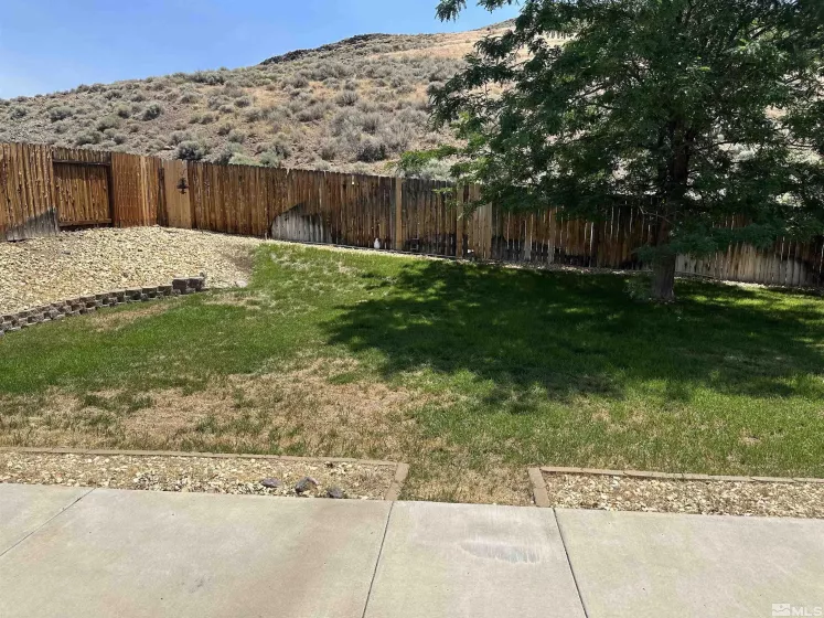 4046 Culpepper Dr, Sparks, Nevada 89436, 4 Bedrooms Bedrooms, ,2 BathroomsBathrooms,Residential,For Sale,Culpepper Dr,240009950