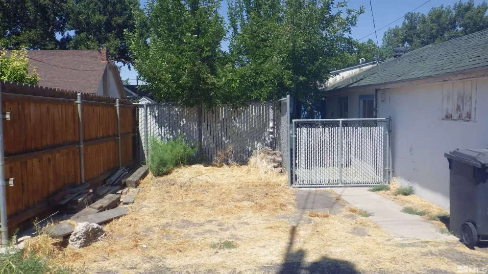 237 SIXTH ST., Winnemucca, Nevada 89445, 2 Bedrooms Bedrooms, ,1 BathroomBathrooms,Residential,For Sale,SIXTH ST.,240009991