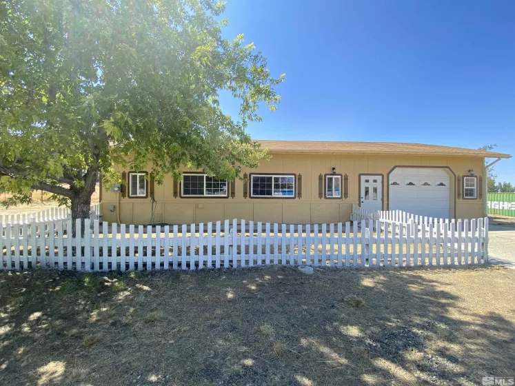 3050 Valley Way, Winnemucca, Nevada 89445, 3 Bedrooms Bedrooms, ,1 BathroomBathrooms,Residential,For Sale,Valley Way,240009997