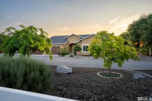 1185 Jessica Ln, Fernley, Nevada 89408, 5 Bedrooms Bedrooms, ,3 BathroomsBathrooms,Residential,For Sale,Jessica Ln,240010034