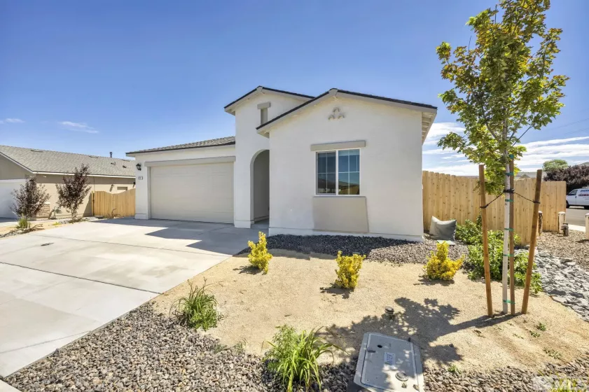 1712 Picetti Way, Fernley, Nevada 89408, 3 Bedrooms Bedrooms, ,2 BathroomsBathrooms,Residential,For Sale,Picetti Way,240010066