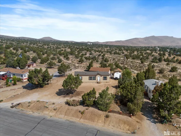 6067 Middle Fork Drive, Sun Valley, Nevada 89433, 3 Bedrooms Bedrooms, ,2 BathroomsBathrooms,Residential,For Sale,Middle Fork Drive,240010040