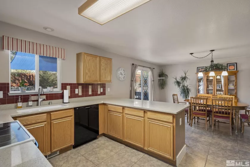 5677 Peach Ct, Sun Valley, Nevada 89433, 3 Bedrooms Bedrooms, ,2 BathroomsBathrooms,Residential,For Sale,Peach Ct,240010048