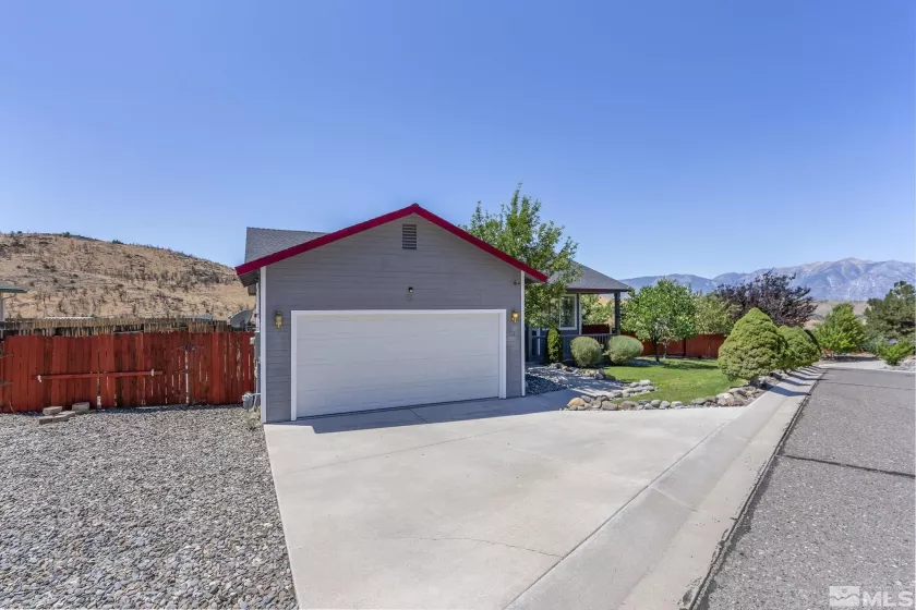 113 Walker St, Gardnerville, Nevada 89410, 3 Bedrooms Bedrooms, ,2 BathroomsBathrooms,Residential,For Sale,Walker St,240010052