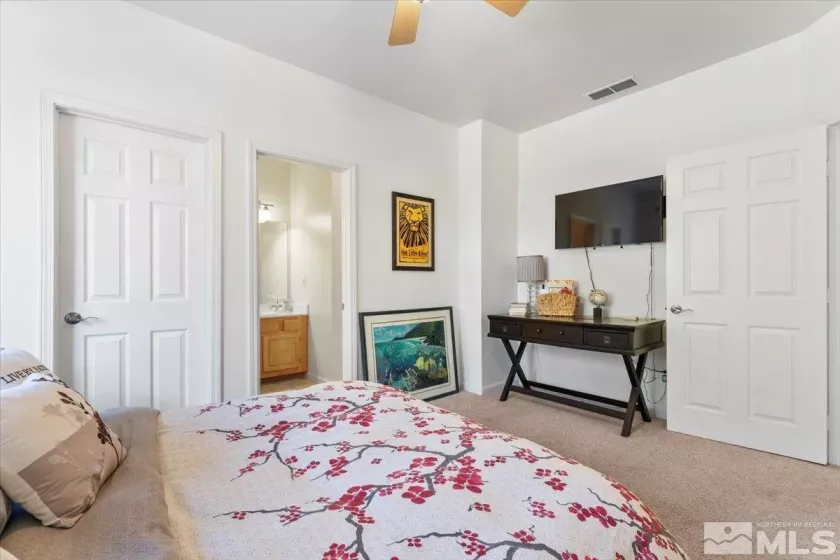 900 South Meadows Parkway, Reno, Nevada 89521, 2 Bedrooms Bedrooms, ,2 BathroomsBathrooms,Residential,For Sale,South Meadows Parkway,240010110