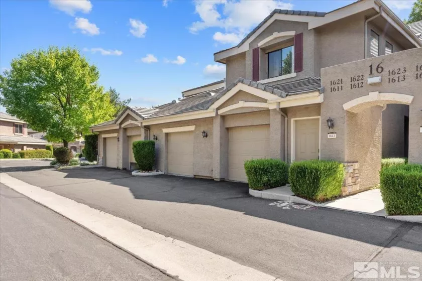 900 South Meadows Parkway, Reno, Nevada 89521, 2 Bedrooms Bedrooms, ,2 BathroomsBathrooms,Residential,For Sale,South Meadows Parkway,240010110